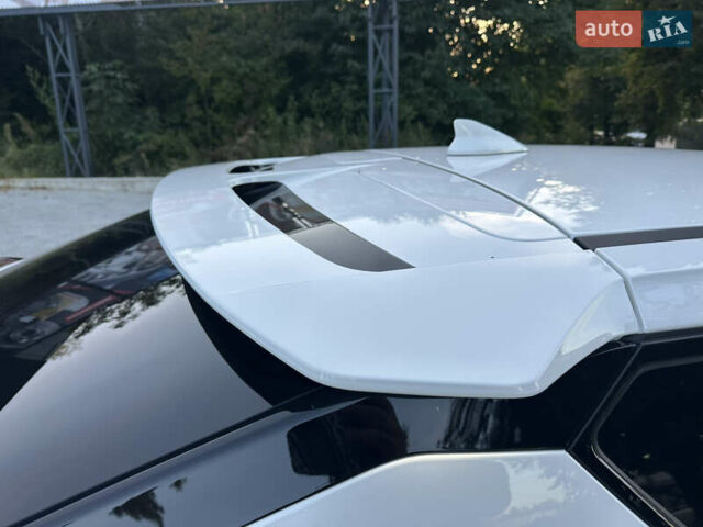 Белый Киа EV6, объемом двигателя 0 л и пробегом 16 тыс. км за 25400 $, фото 19 на Automoto.ua