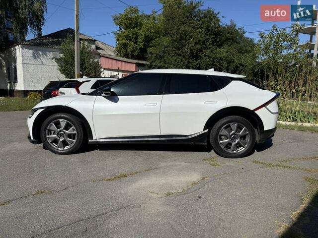 Белый Киа EV6, объемом двигателя 0 л и пробегом 86 тыс. км за 25500 $, фото 14 на Automoto.ua