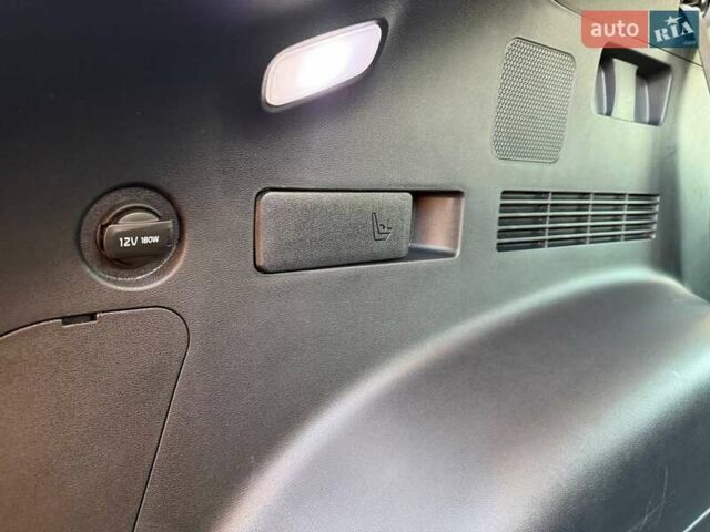 Білий Кіа EV6, об'ємом двигуна 0 л та пробігом 92 тис. км за 23900 $, фото 50 на Automoto.ua