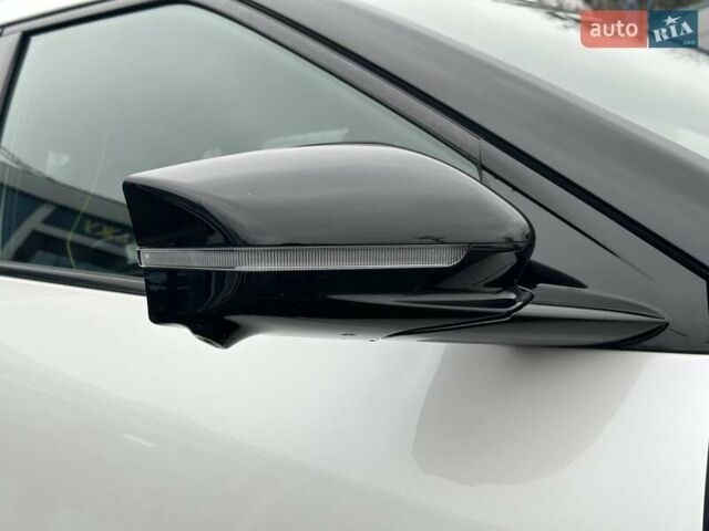 Білий Кіа EV6, об'ємом двигуна 0 л та пробігом 27 тис. км за 29490 $, фото 19 на Automoto.ua
