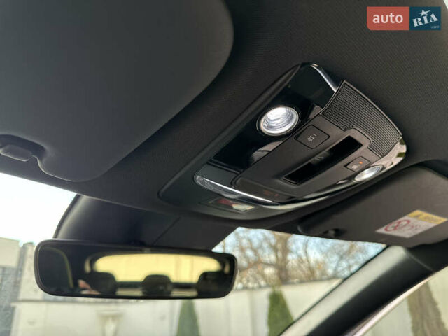 Белый Киа EV6, объемом двигателя 0 л и пробегом 8 тыс. км за 44500 $, фото 71 на Automoto.ua