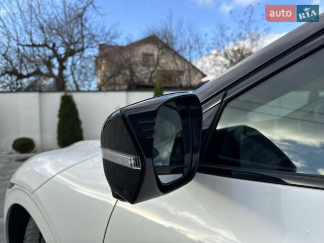 Белый Киа EV6, объемом двигателя 0 л и пробегом 8 тыс. км за 44500 $, фото 16 на Automoto.ua