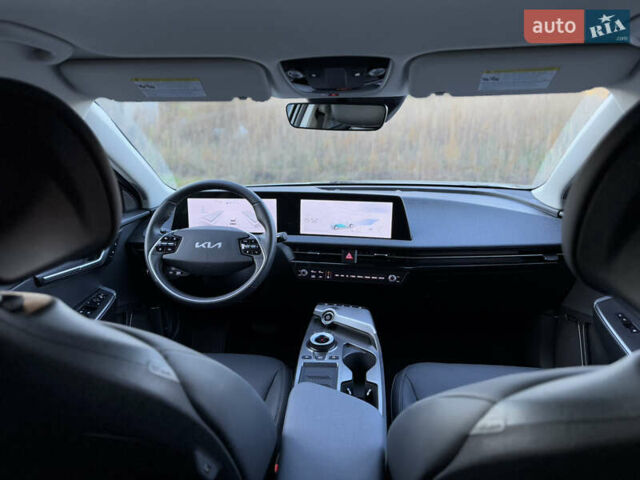 Білий Кіа EV6, об'ємом двигуна 0 л та пробігом 20 тис. км за 26500 $, фото 32 на Automoto.ua