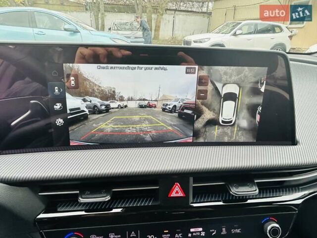 Белый Киа EV6, объемом двигателя 1.99 л и пробегом 11 тыс. км за 34999 $, фото 25 на Automoto.ua