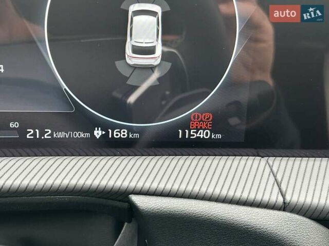 Белый Киа EV6, объемом двигателя 1.99 л и пробегом 11 тыс. км за 34999 $, фото 22 на Automoto.ua