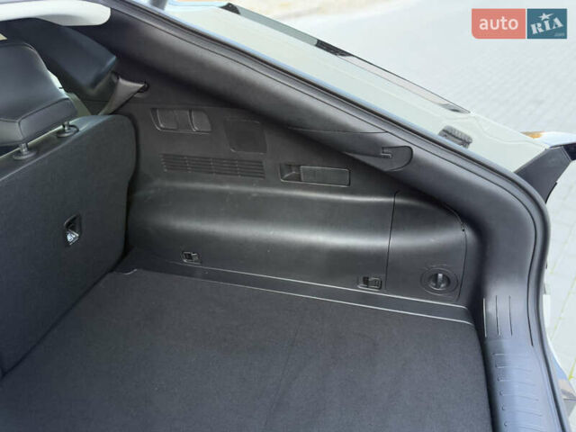 Білий Кіа EV6, об'ємом двигуна 0 л та пробігом 20 тис. км за 26500 $, фото 40 на Automoto.ua