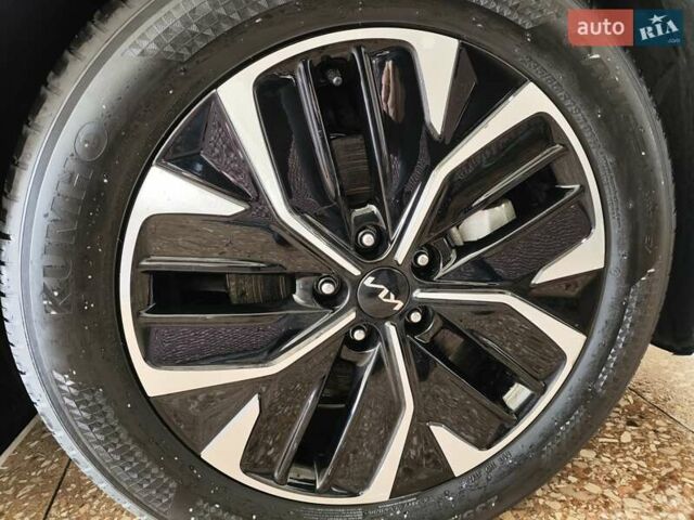 Белый Киа EV6, объемом двигателя 0 л и пробегом 4 тыс. км за 28900 $, фото 17 на Automoto.ua