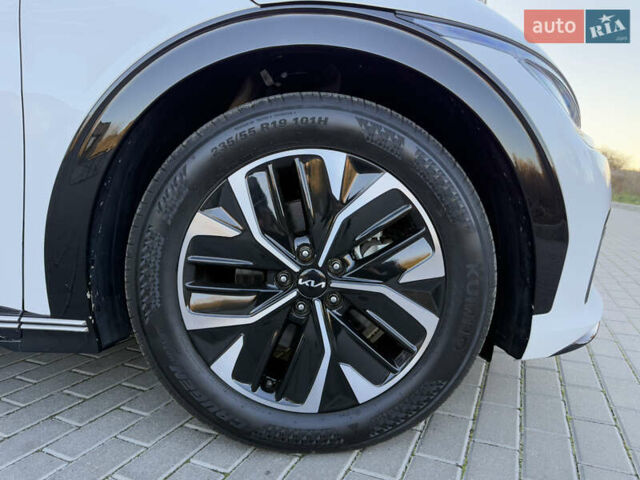 Білий Кіа EV6, об'ємом двигуна 0 л та пробігом 20 тис. км за 26500 $, фото 16 на Automoto.ua
