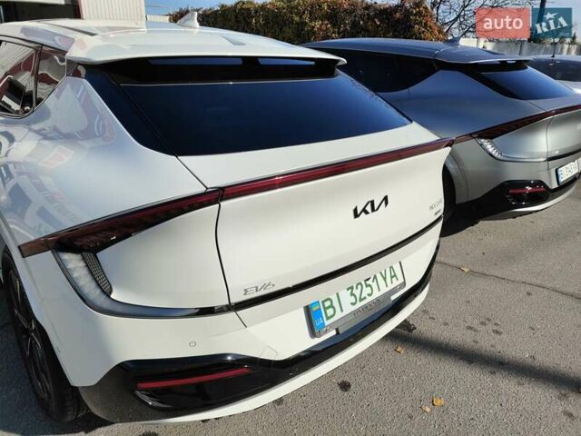 Белый Киа EV6, объемом двигателя 0 л и пробегом 4 тыс. км за 28900 $, фото 8 на Automoto.ua