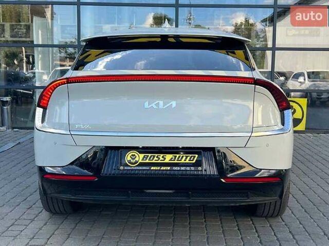 Бежевый Киа EV6, объемом двигателя 0 л и пробегом 66 тыс. км за 28500 $, фото 5 на Automoto.ua