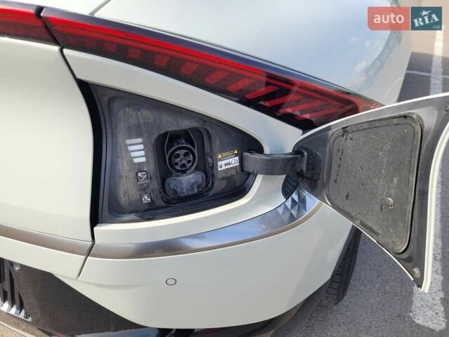 Бежевый Киа EV6, объемом двигателя 0 л и пробегом 85 тыс. км за 23000 $, фото 29 на Automoto.ua