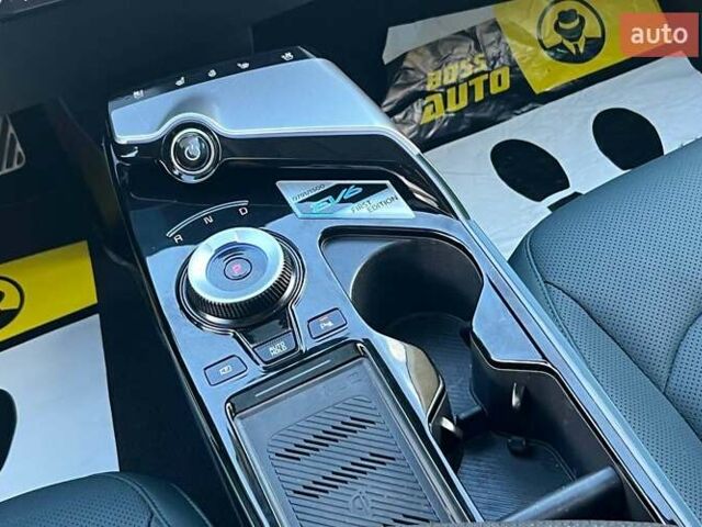 Бежевый Киа EV6, объемом двигателя 0 л и пробегом 66 тыс. км за 28500 $, фото 20 на Automoto.ua