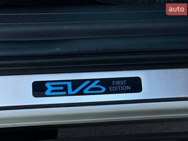 Бежевый Киа EV6, объемом двигателя 0 л и пробегом 66 тыс. км за 28500 $, фото 10 на Automoto.ua