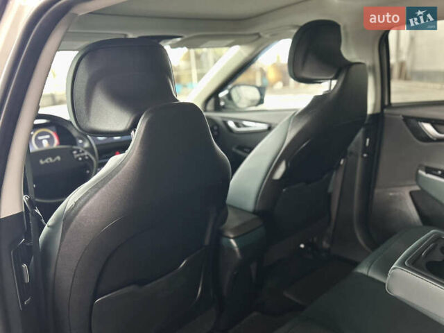 Бежевый Киа EV6, объемом двигателя 0 л и пробегом 60 тыс. км за 32000 $, фото 25 на Automoto.ua