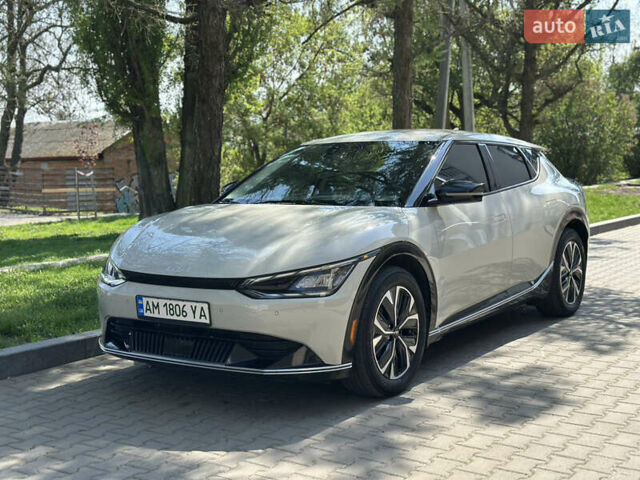 Бежевий Кіа EV6, об'ємом двигуна 0 л та пробігом 96 тис. км за 23000 $, фото 12 на Automoto.ua