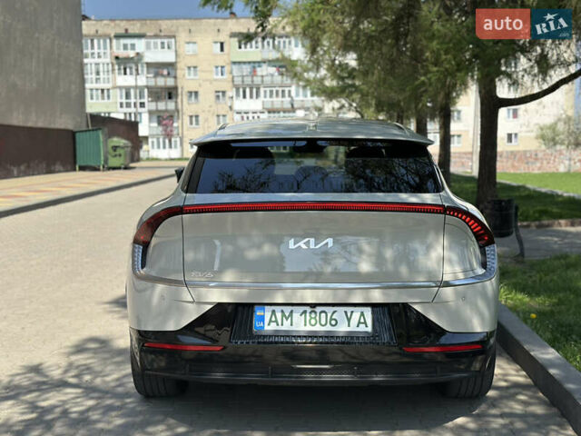 Бежевий Кіа EV6, об'ємом двигуна 0 л та пробігом 96 тис. км за 23000 $, фото 15 на Automoto.ua
