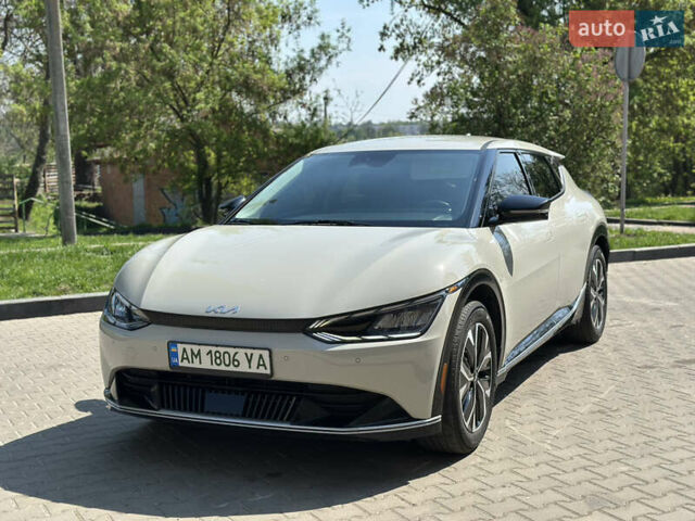 Бежевий Кіа EV6, об'ємом двигуна 0 л та пробігом 96 тис. км за 23000 $, фото 2 на Automoto.ua