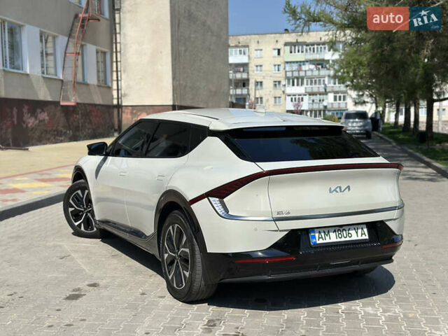 Бежевий Кіа EV6, об'ємом двигуна 0 л та пробігом 96 тис. км за 23000 $, фото 4 на Automoto.ua