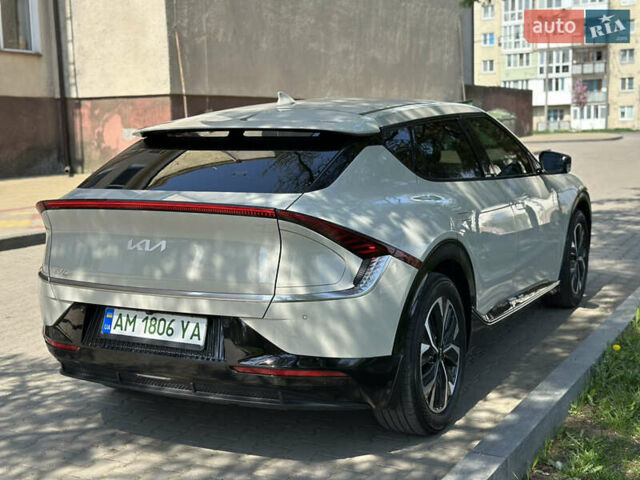 Бежевий Кіа EV6, об'ємом двигуна 0 л та пробігом 96 тис. км за 23000 $, фото 16 на Automoto.ua