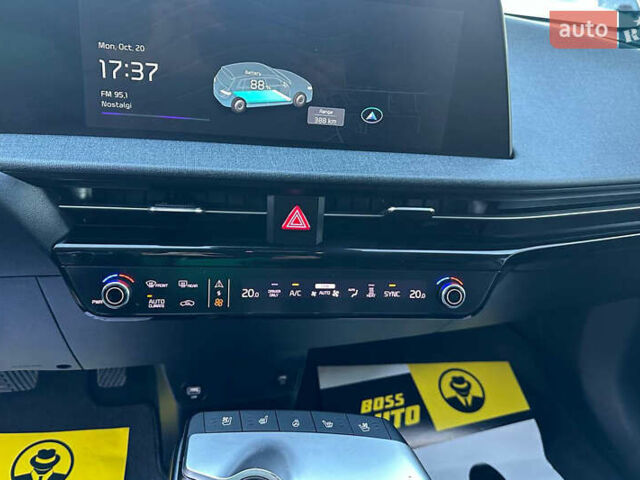 Бежевый Киа EV6, объемом двигателя 0 л и пробегом 112 тыс. км за 24500 $, фото 15 на Automoto.ua