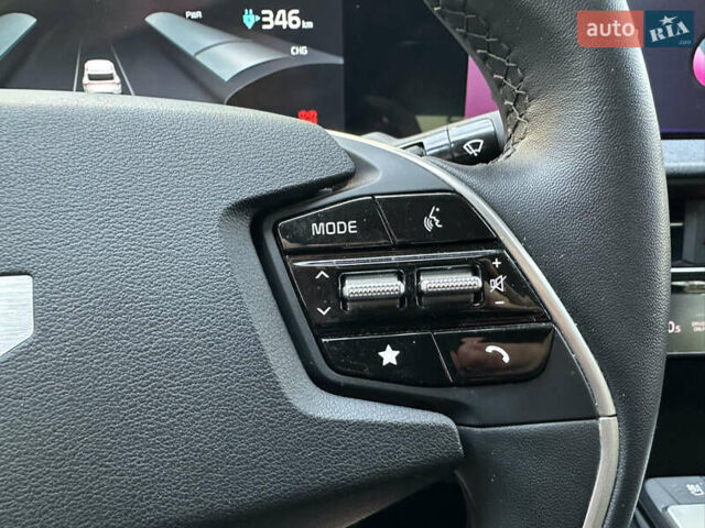 Бежевий Кіа EV6, об'ємом двигуна 0 л та пробігом 96 тис. км за 23000 $, фото 31 на Automoto.ua