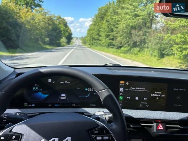 Бежевый Киа EV6, объемом двигателя 0 л и пробегом 50 тыс. км за 23500 $, фото 9 на Automoto.ua