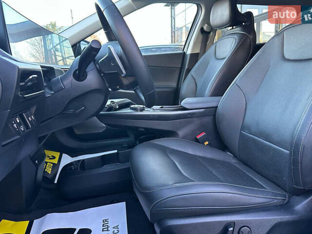 Бежевый Киа EV6, объемом двигателя 0 л и пробегом 112 тыс. км за 24500 $, фото 12 на Automoto.ua