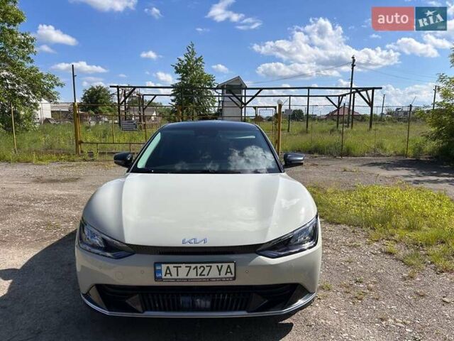 Бежевый Киа EV6, объемом двигателя 0 л и пробегом 50 тыс. км за 23500 $, фото 7 на Automoto.ua