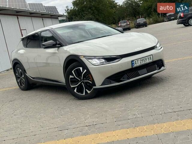 Бежевый Киа EV6, объемом двигателя 0 л и пробегом 33 тыс. км за 25750 $, фото 6 на Automoto.ua