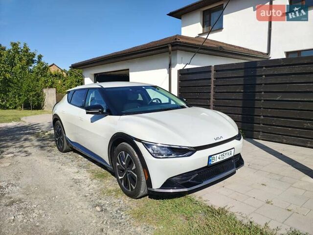 Бежевий Кіа EV6, об'ємом двигуна 0 л та пробігом 30 тис. км за 25500 $, фото 5 на Automoto.ua