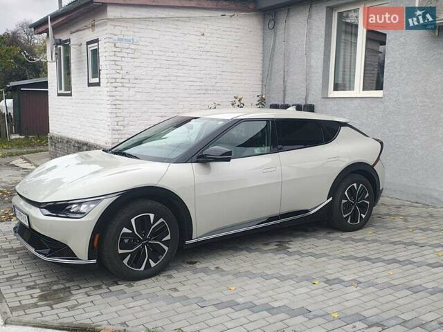 Киа EV6 2023 в Лубнах на Automoto.ua Бежевый Киа EV6, объемом двигателя 0 л и пробегом 32 тыс. км за 25200 $, фото 22 на Automoto.ua