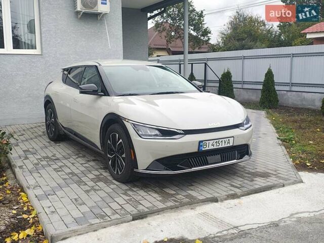 Киа EV6 2023 в Лубнах на Automoto.ua Бежевый Киа EV6, объемом двигателя 0 л и пробегом 32 тыс. км за 25200 $, фото 18 на Automoto.ua