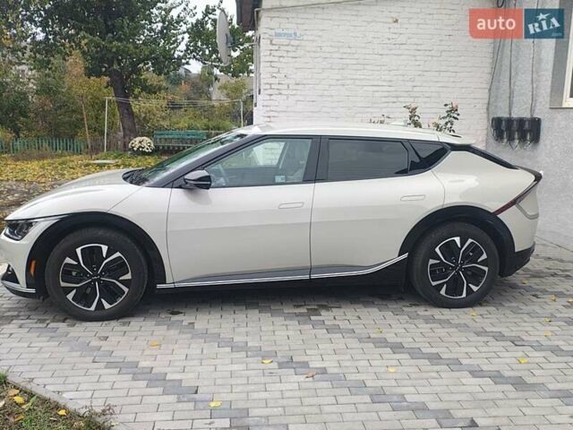 Киа EV6 2023 в Лубнах на Automoto.ua Бежевый Киа EV6, объемом двигателя 0 л и пробегом 32 тыс. км за 25200 $, фото 25 на Automoto.ua