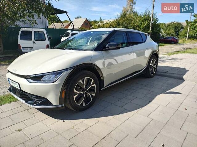 Бежевий Кіа EV6, об'ємом двигуна 0 л та пробігом 30 тис. км за 25500 $, фото 2 на Automoto.ua