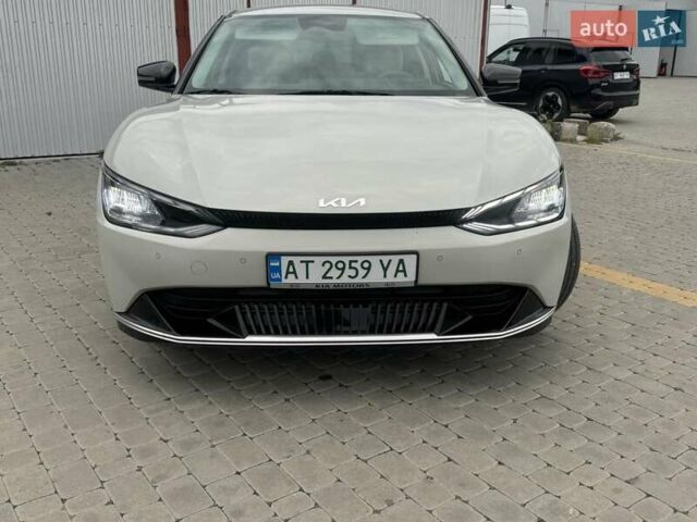 Бежевый Киа EV6, объемом двигателя 0 л и пробегом 33 тыс. км за 25750 $, фото 40 на Automoto.ua