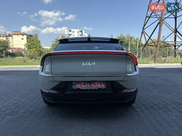 Бежевый Киа EV6, объемом двигателя 0 л и пробегом 1 тыс. км за 33800 $, фото 6 на Automoto.ua