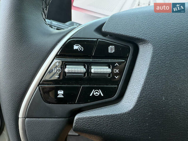 Бежевый Киа EV6, объемом двигателя 0 л и пробегом 1 тыс. км за 31850 $, фото 15 на Automoto.ua