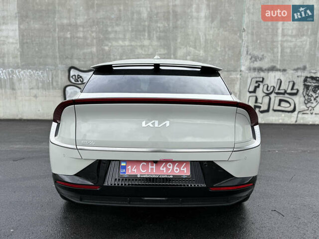 Бежевый Киа EV6, объемом двигателя 0 л и пробегом 1 тыс. км за 31850 $, фото 4 на Automoto.ua