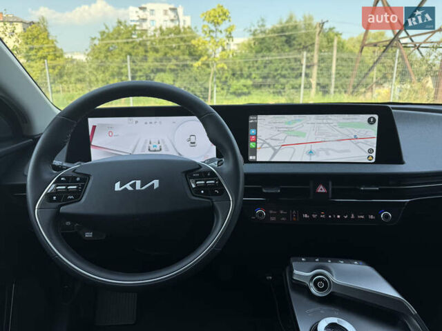 Бежевый Киа EV6, объемом двигателя 0 л и пробегом 1 тыс. км за 33800 $, фото 12 на Automoto.ua