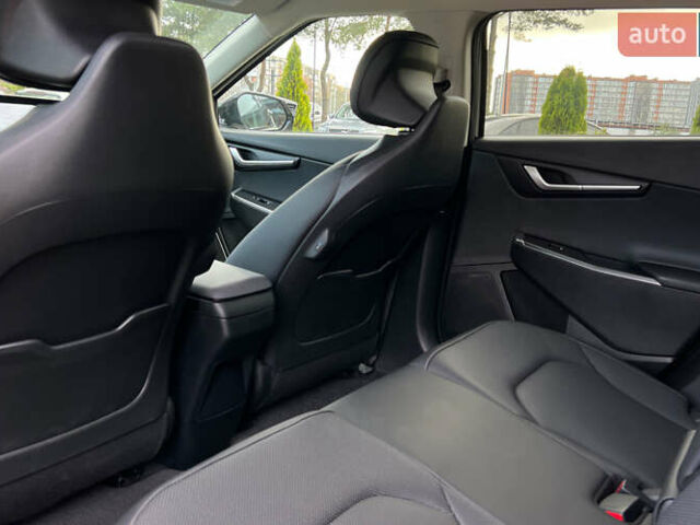 Бежевый Киа EV6, объемом двигателя 0 л и пробегом 2 тыс. км за 31850 $, фото 26 на Automoto.ua