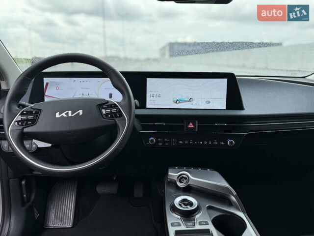 Бежевый Киа EV6, объемом двигателя 0 л и пробегом 1 тыс. км за 31850 $, фото 9 на Automoto.ua