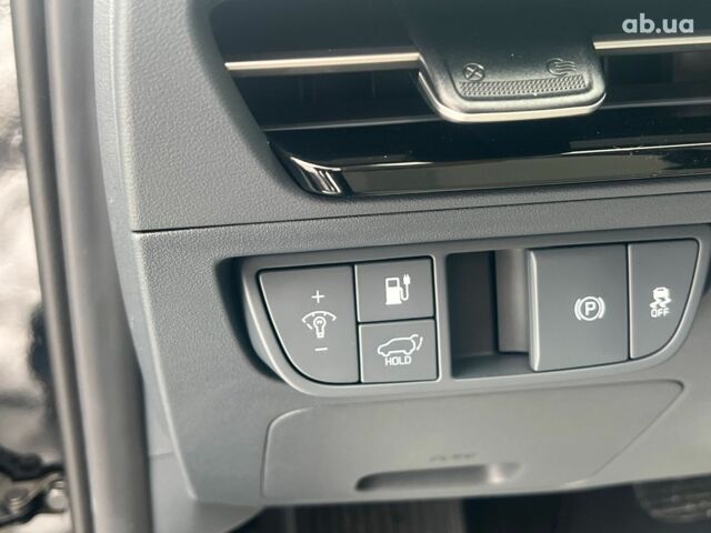 Черный Киа EV6, объемом двигателя 0 л и пробегом 59 тыс. км за 25340 $, фото 19 на Automoto.ua