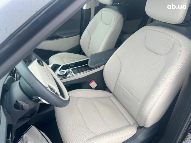 Черный Киа EV6, объемом двигателя 0 л и пробегом 59 тыс. км за 25340 $, фото 29 на Automoto.ua