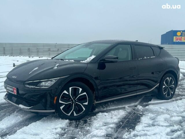 Черный Киа EV6, объемом двигателя 0 л и пробегом 59 тыс. км за 25340 $, фото 2 на Automoto.ua