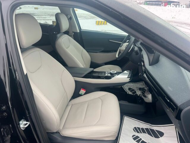 Черный Киа EV6, объемом двигателя 0 л и пробегом 59 тыс. км за 25340 $, фото 39 на Automoto.ua