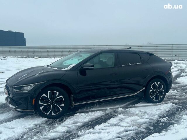 Черный Киа EV6, объемом двигателя 0 л и пробегом 59 тыс. км за 25340 $, фото 3 на Automoto.ua