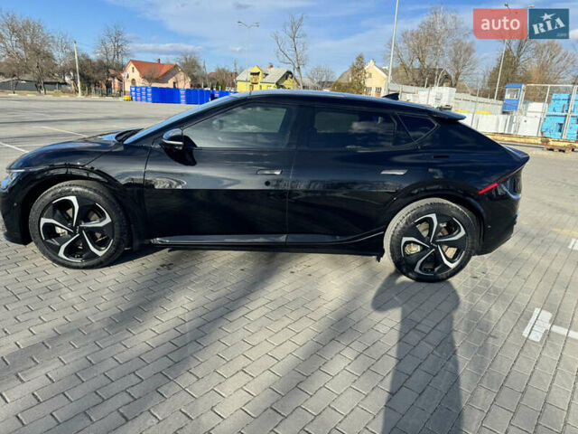 Чорний Кіа EV6, об'ємом двигуна 0 л та пробігом 30 тис. км за 29000 $, фото 3 на Automoto.ua