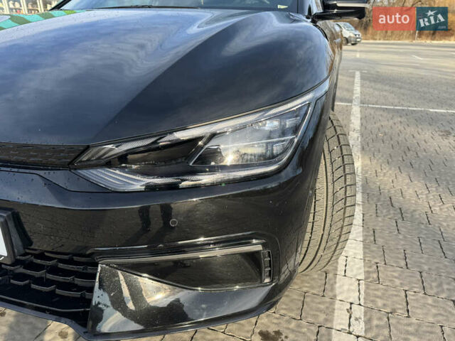 Черный Киа EV6, объемом двигателя 0 л и пробегом 80 тыс. км за 29500 $, фото 16 на Automoto.ua