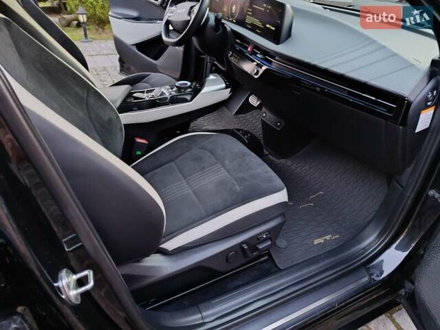 Черный Киа EV6, объемом двигателя 0 л и пробегом 191 тыс. км за 22750 $, фото 5 на Automoto.ua
