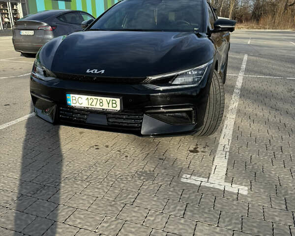 Чорний Кіа EV6, об'ємом двигуна 0 л та пробігом 77 тис. км за 29999 $, фото 21 на Automoto.ua